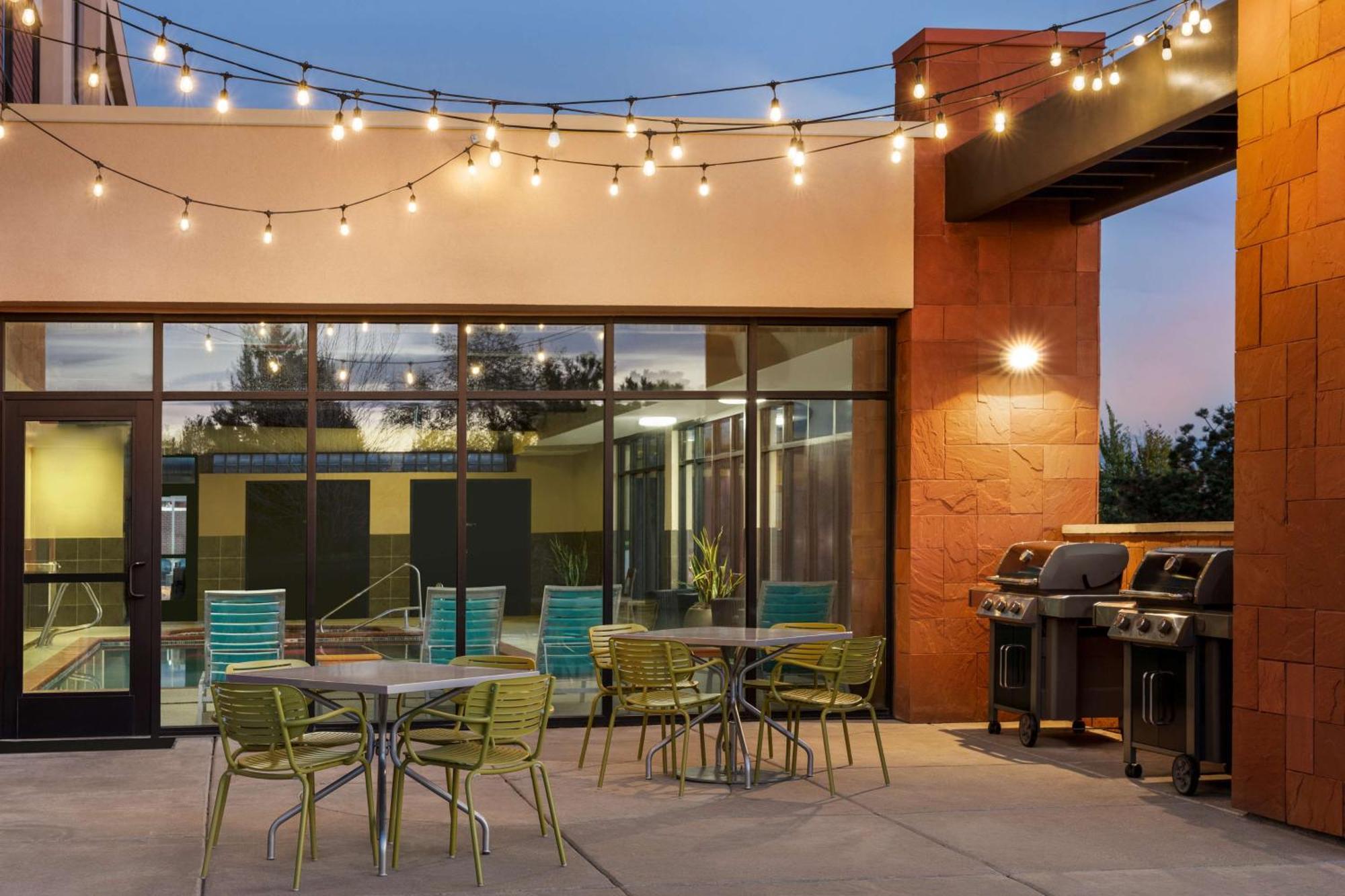 Home2 Suites By Hilton Salt Lake City/Layton Exterior photo